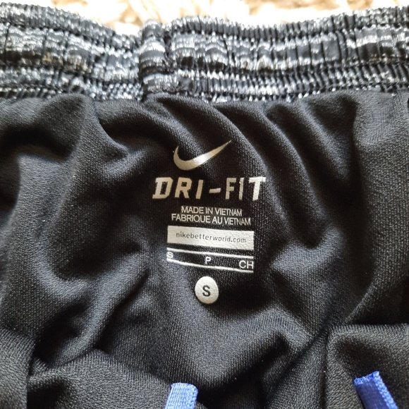 Nike Dri-Fit black-and-blue running shorts - Picture 3 of 5